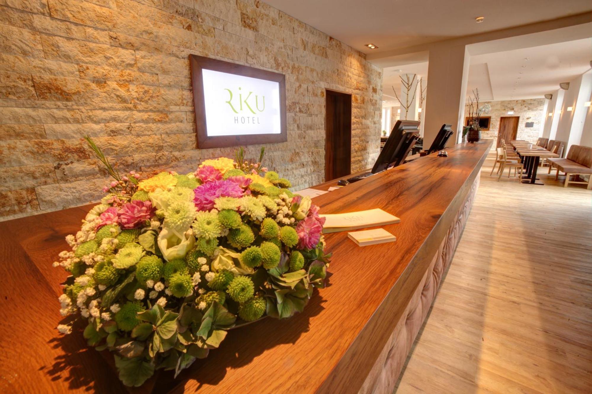 Riku Hotel Neu-Ulm Exterior foto