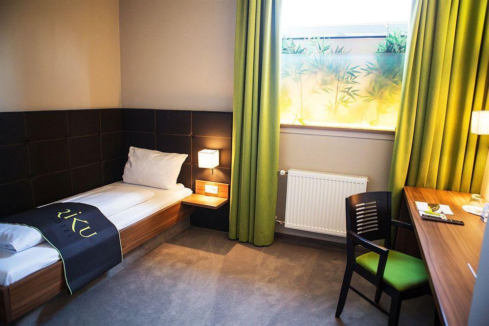 Riku Hotel Neu-Ulm Exterior foto