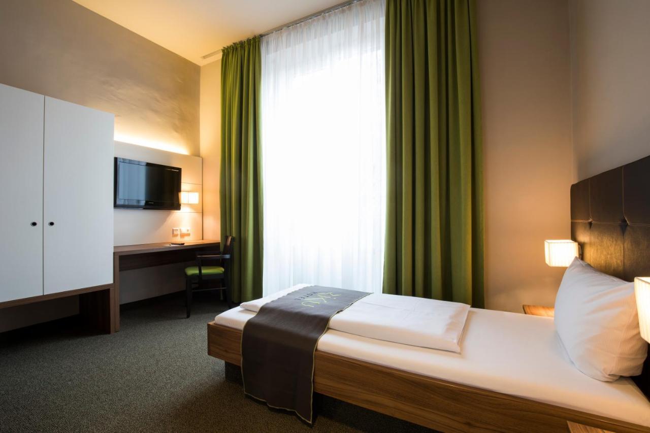 Riku Hotel Neu-Ulm Exterior foto