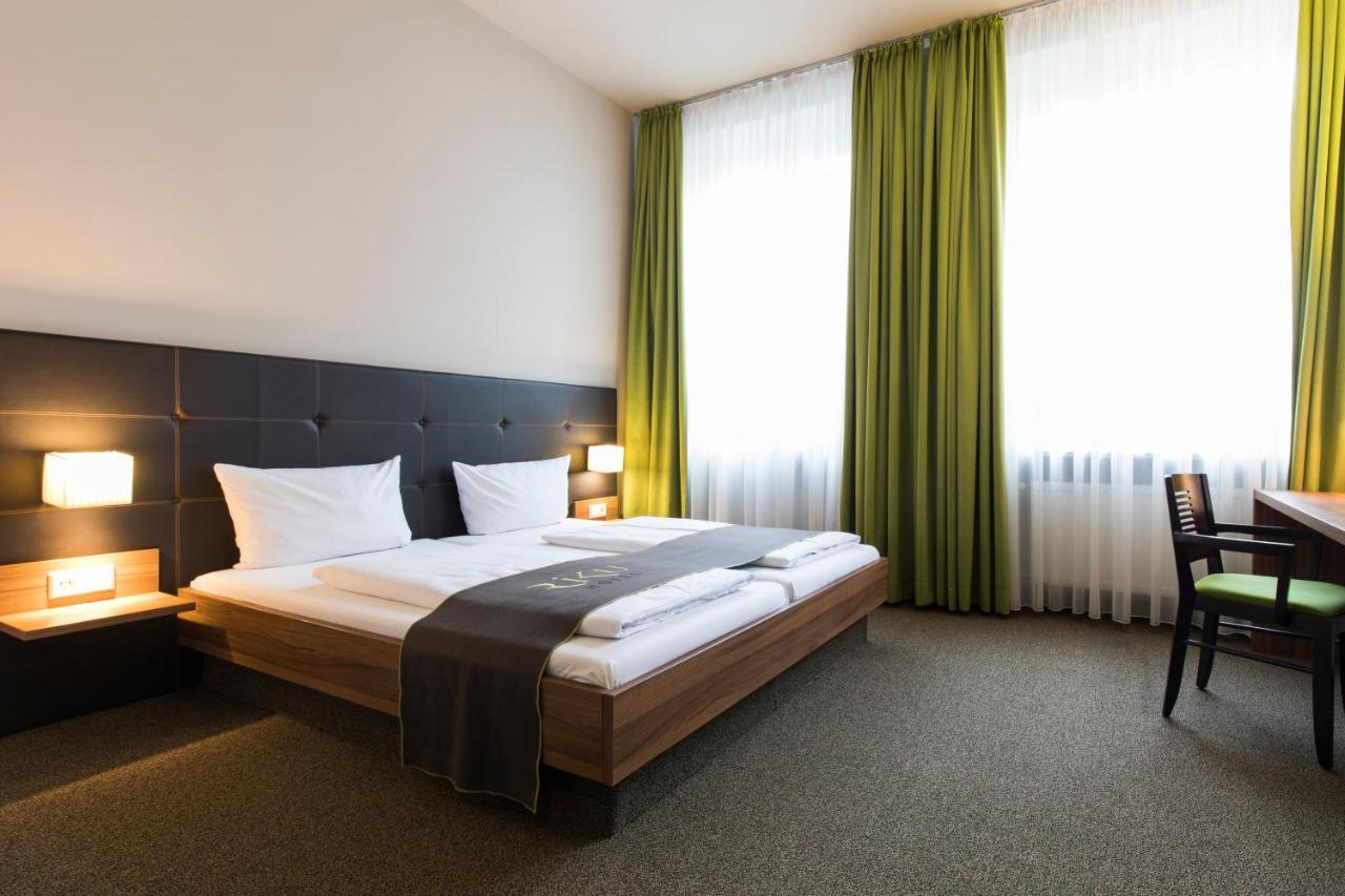 Riku Hotel Neu-Ulm Exterior foto