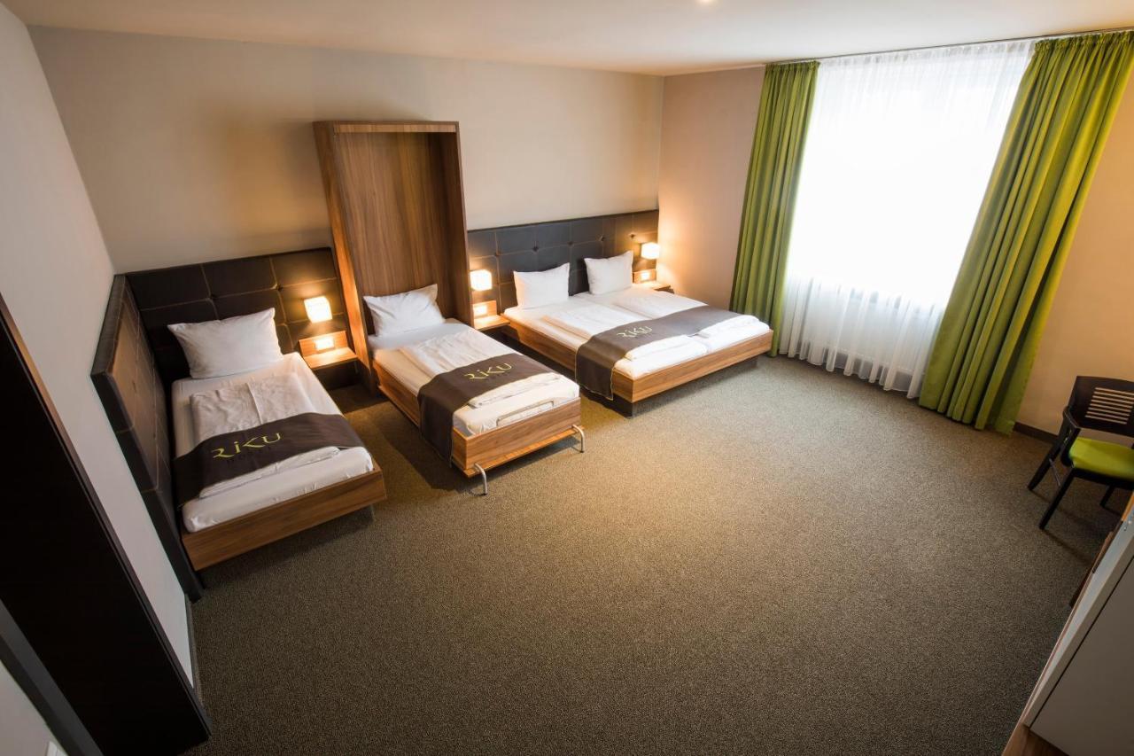 Riku Hotel Neu-Ulm Exterior foto
